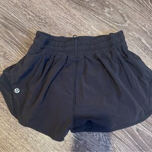 Lululemon Hotty Hot Short